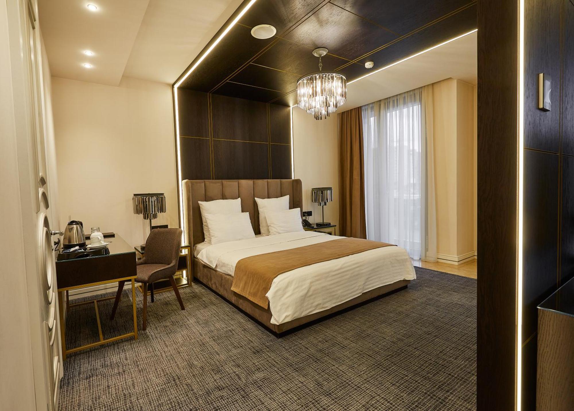 Aghababyan'S Hotel Erivan Dış mekan fotoğraf A room at the hotel